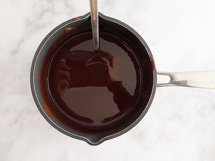 Chocolat et beurre fondus