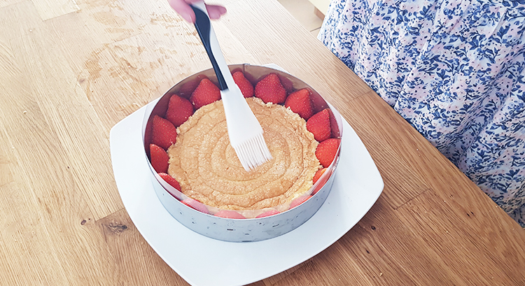 Imbibage du biscuit cuillère