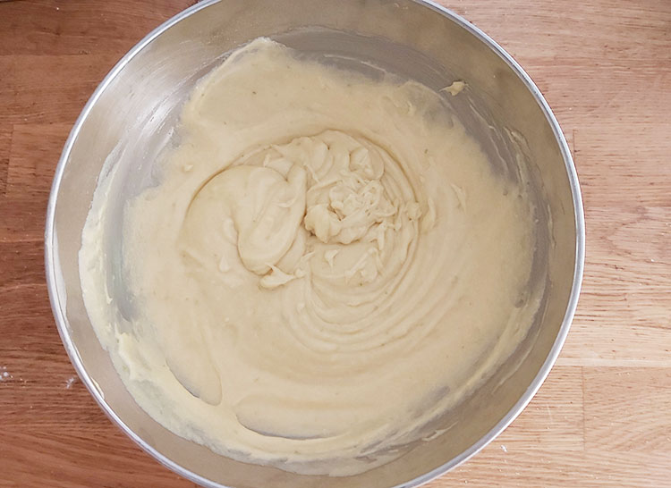 Pâte à quatre-quarts