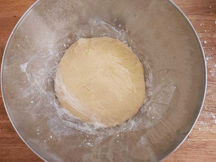 Pâte à brioche après pousse