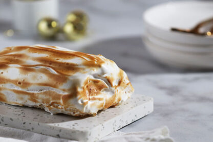 Bûche roulée au citron meringuée