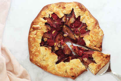 Tarte rustique aux figues et aux framboises