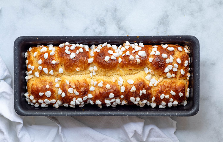 Brioche nanterre à la fleur d'oranger