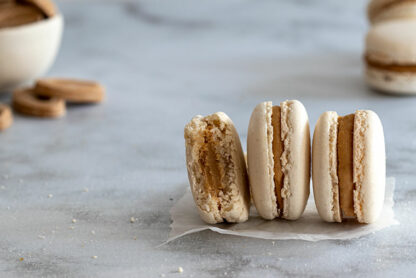 Macarons au chocolat dulcey
