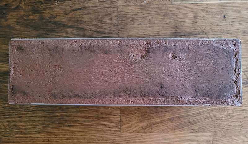 Bûche chocolat - poire dans le moule à bûche